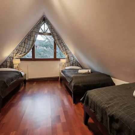 Rentplanet - Spiacy Rycerz Zakopane