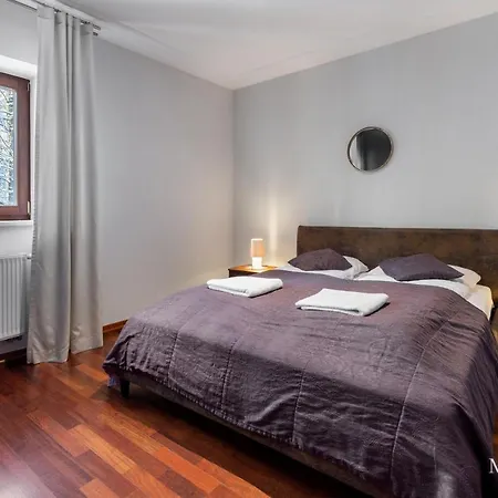 Rentplanet - Spiacy Rycerz Appartamento