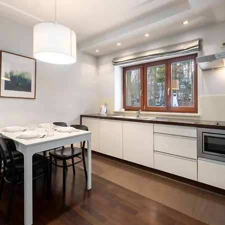 Rentplanet - Spiacy Rycerz