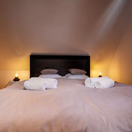 Rentplanet - Spiacy Rycerz Апартаменты