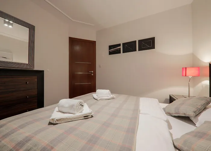 Rentplanet - Spiacy Rycerz Appartement