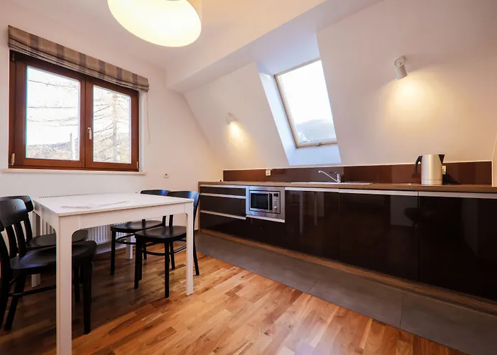 Rentplanet - Spiacy Rycerz Appartement *